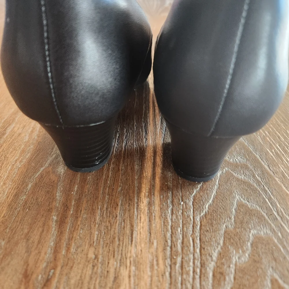 CLARKS Collection 